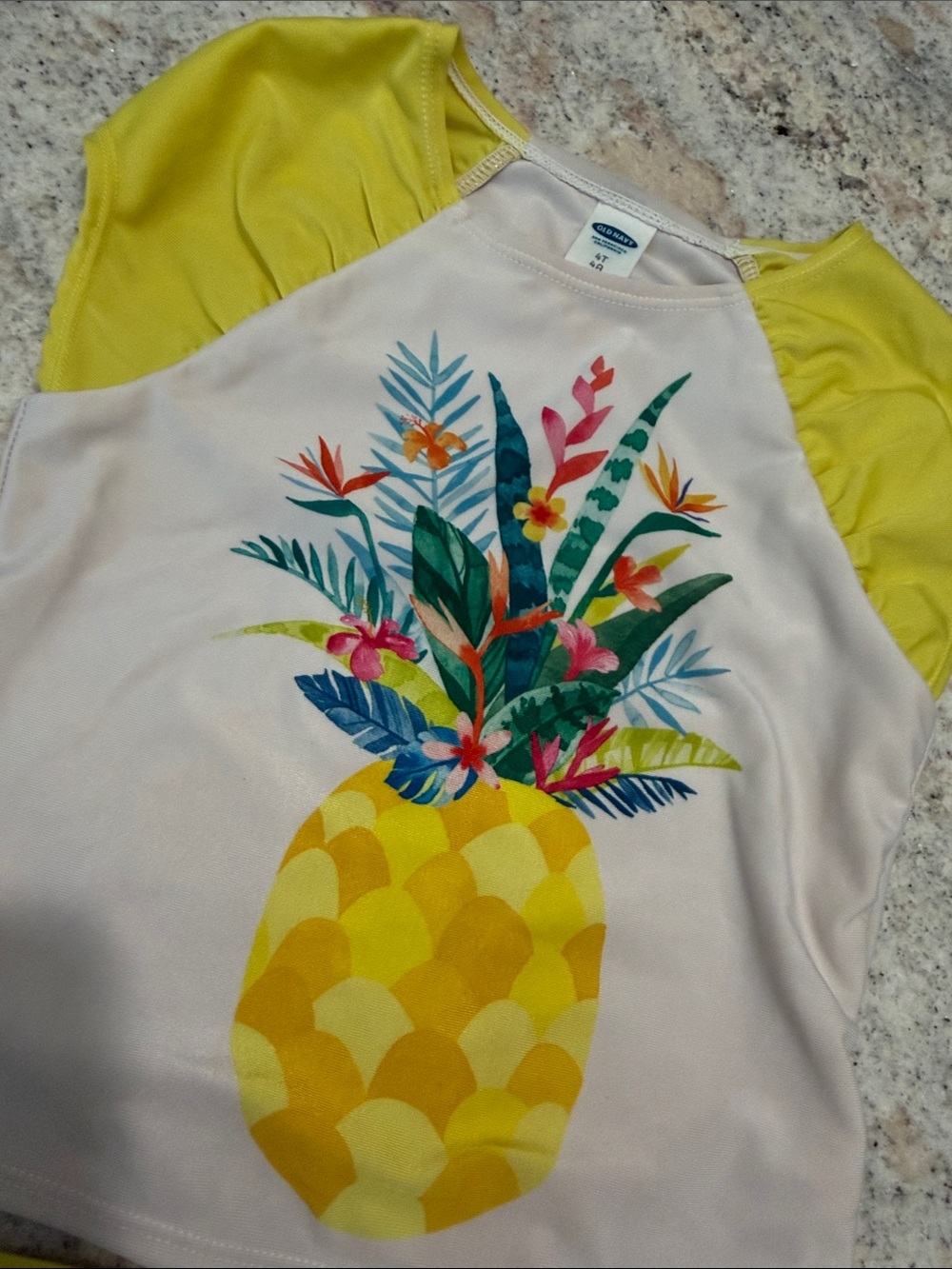 10/$30 Old Navy 2 Sets Two-Piece Rash Swim Set - Picture 3 of 10